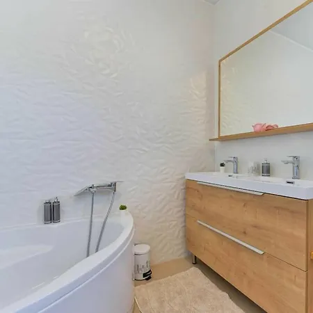 First Hill Comfortable Villa Zadar