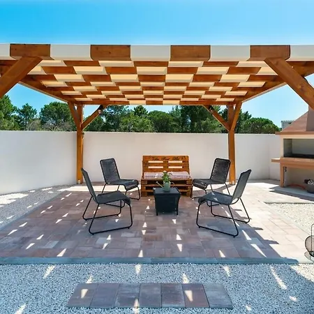 First Hill Comfortable Villa *